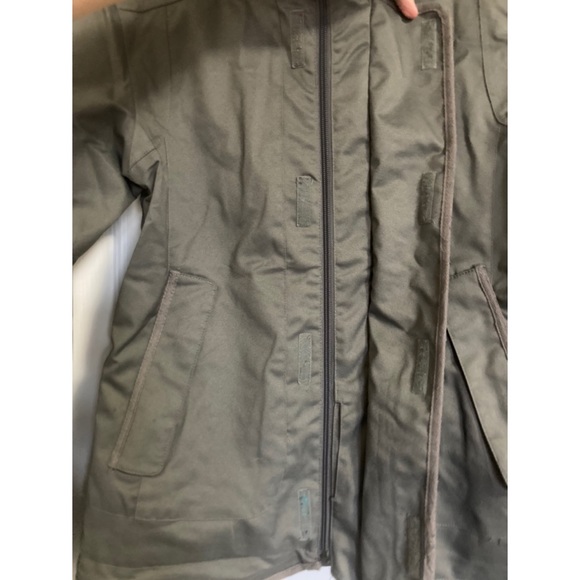 BURTON Winter Snowboarding Coat - Picture 4 of 12